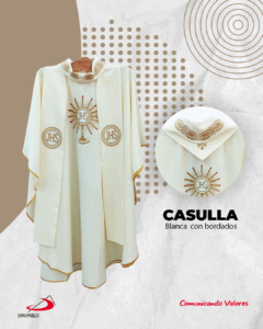 CASULLA BLANCA  CON BORDADOS EUCARISTICOS